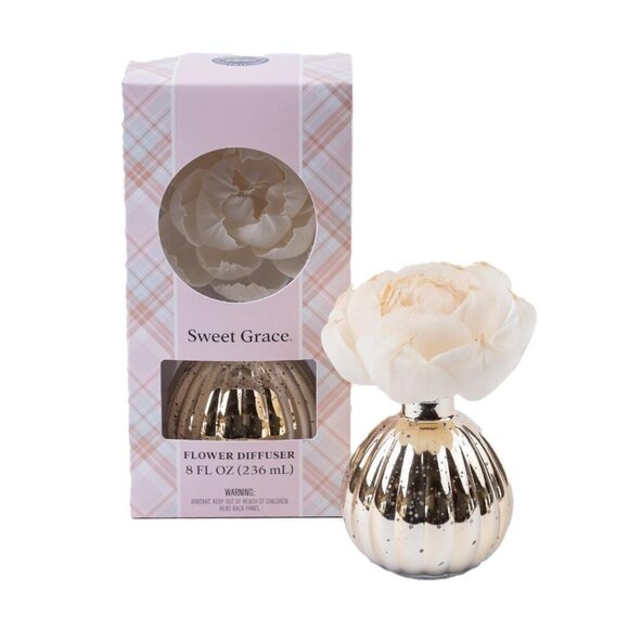 Bridgewater Candle Co Other - Sweet Grace Holiday Flower Diffuser